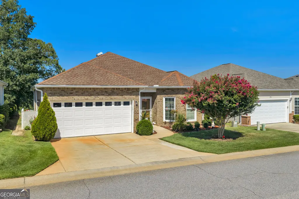 372 Spyglass Hill Drive, Perry