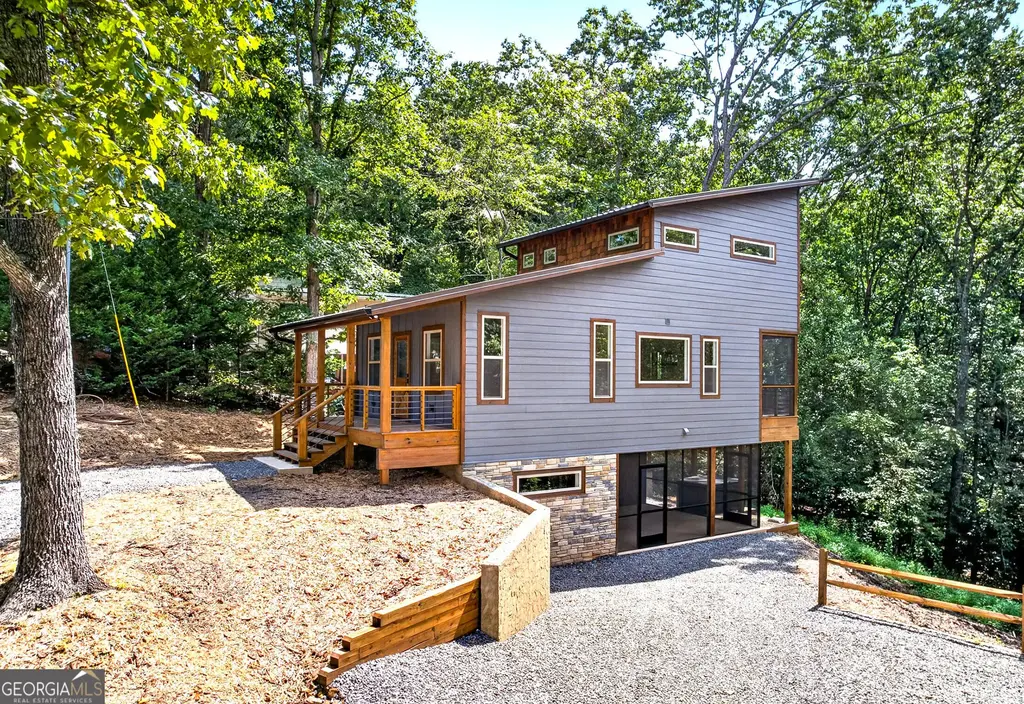 287 Lakeview Circle, Morganton