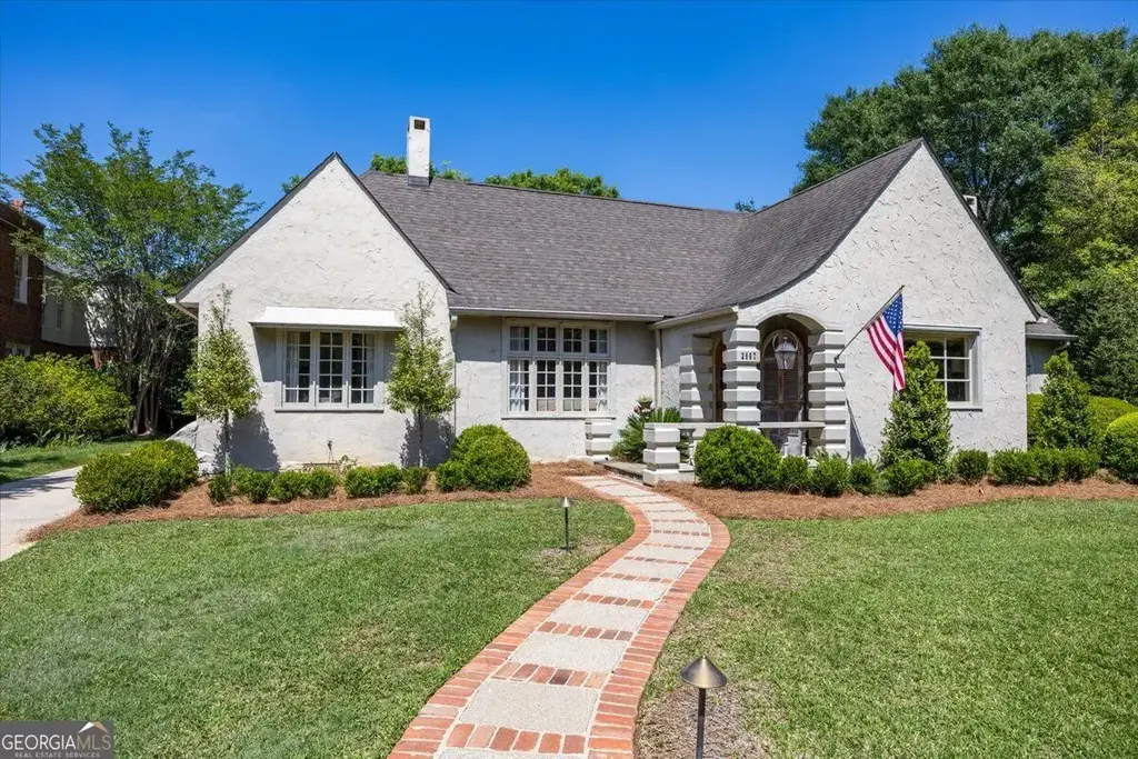 2667 Stanislaus Circle, Macon