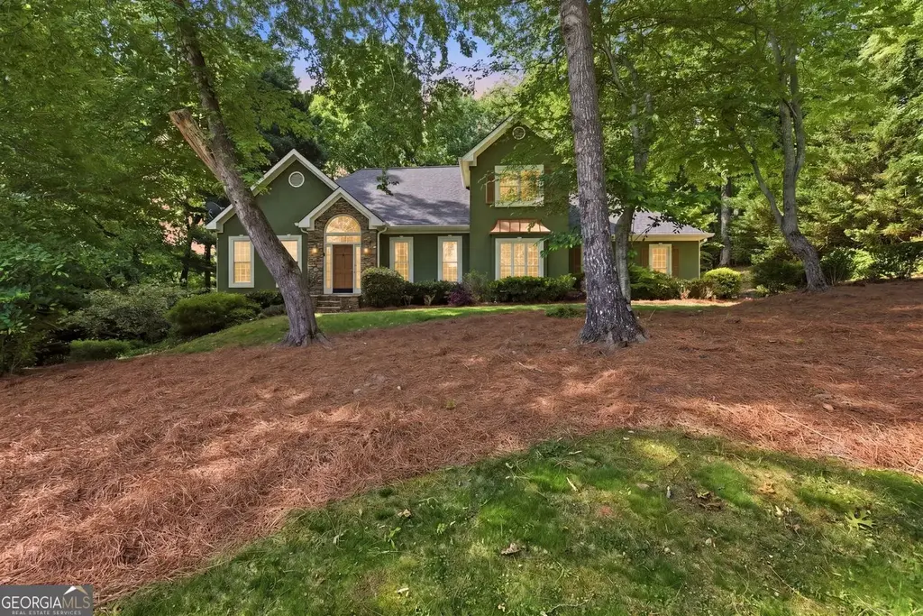 197 Summer Road, Clarkesville