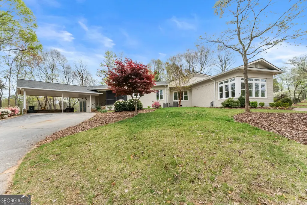 664 Chenocetah Drive, Cornelia
