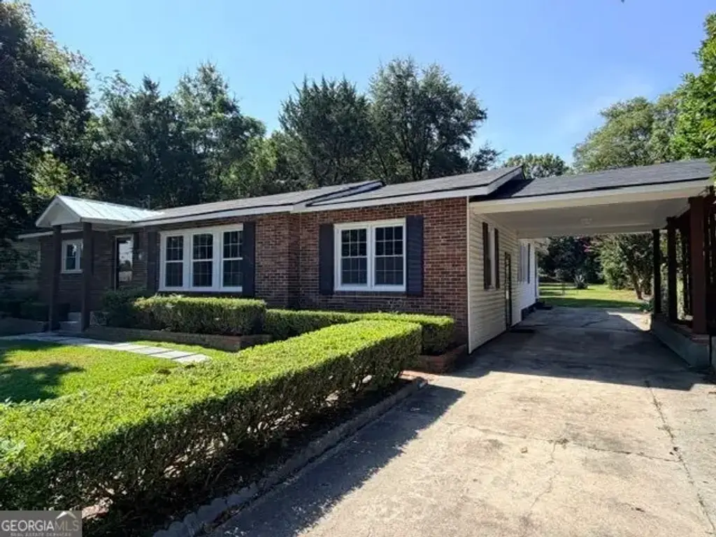 413 W Floyd, Sandersville