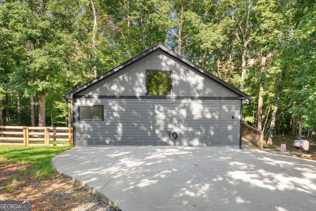 162 Hickory Ridge Drive, Cleveland