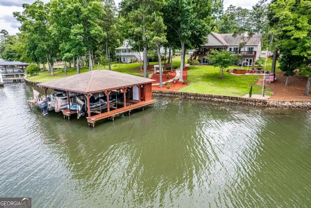 3690 Lakecrest Drive, Sparta