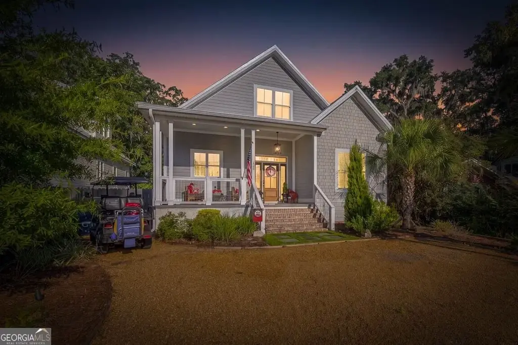 311 Peachtree Street, St. Simons