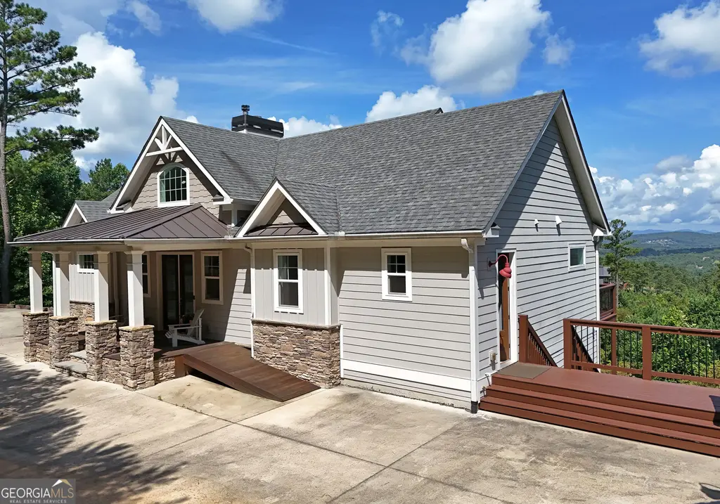 732 Ridge Pointe Way, Blairsville