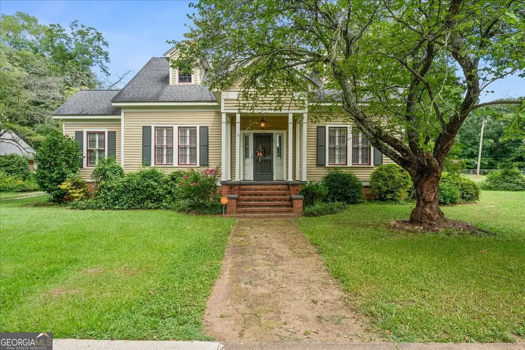 216 S Laurel Avenue, Greensboro