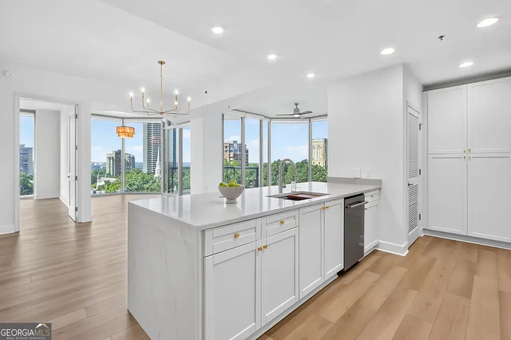 2795 Peachtree Road Ne 802, Atlanta