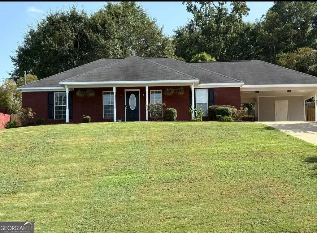 54 Lee Road 2108, Phenix City