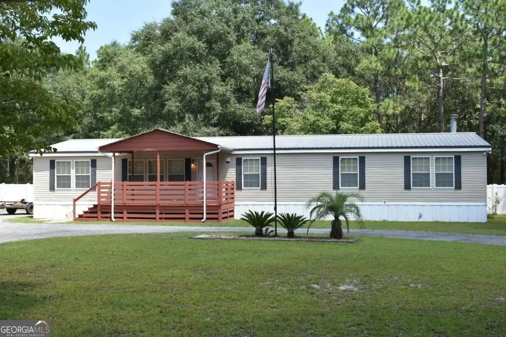 1438 Fannie Head Road, Jesup