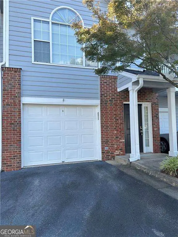 Photo of Listing #10828421