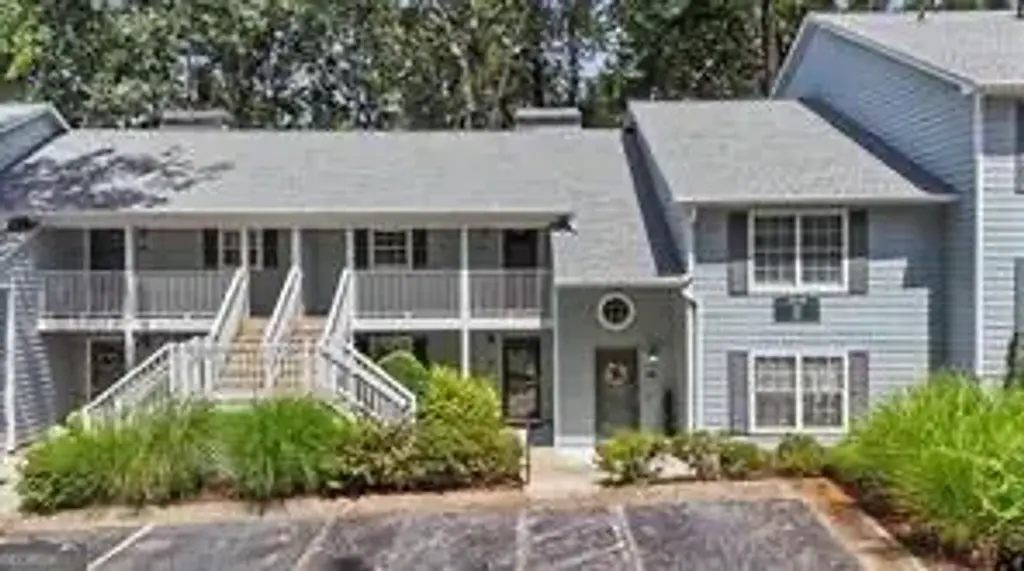 3940 Riverlook Parkway Se 302, Marietta