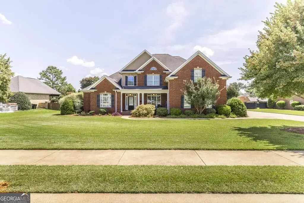 203 Avondale Circle, Warner Robins