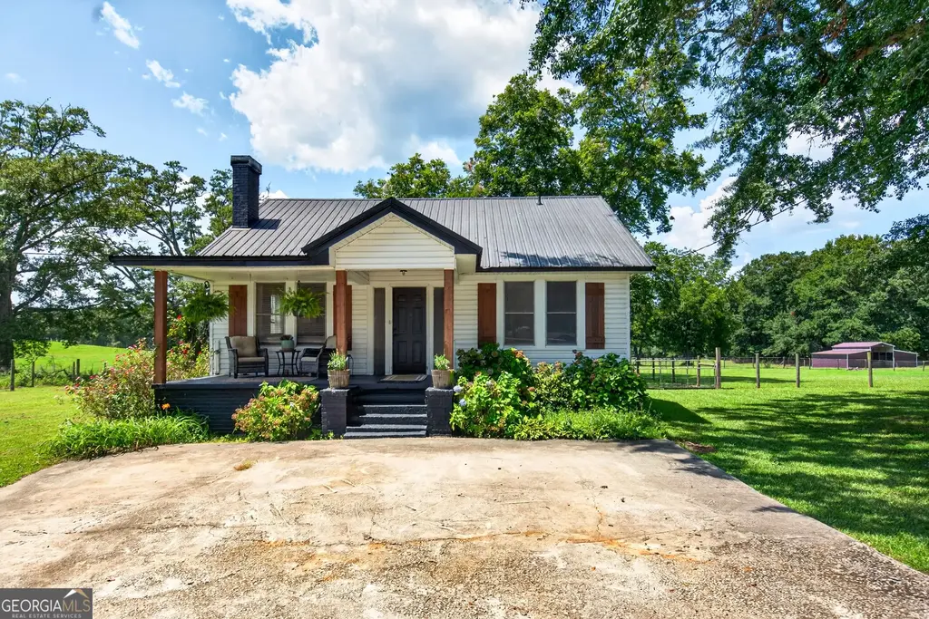 1199 Corinth Road, Hogansville