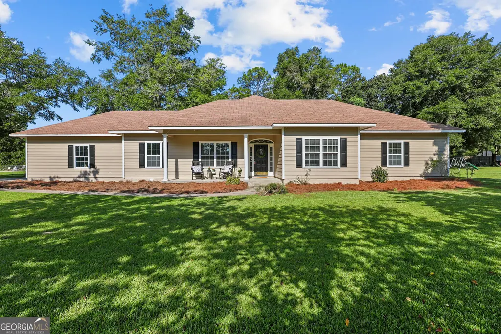 125 Pleasant Way, Jesup