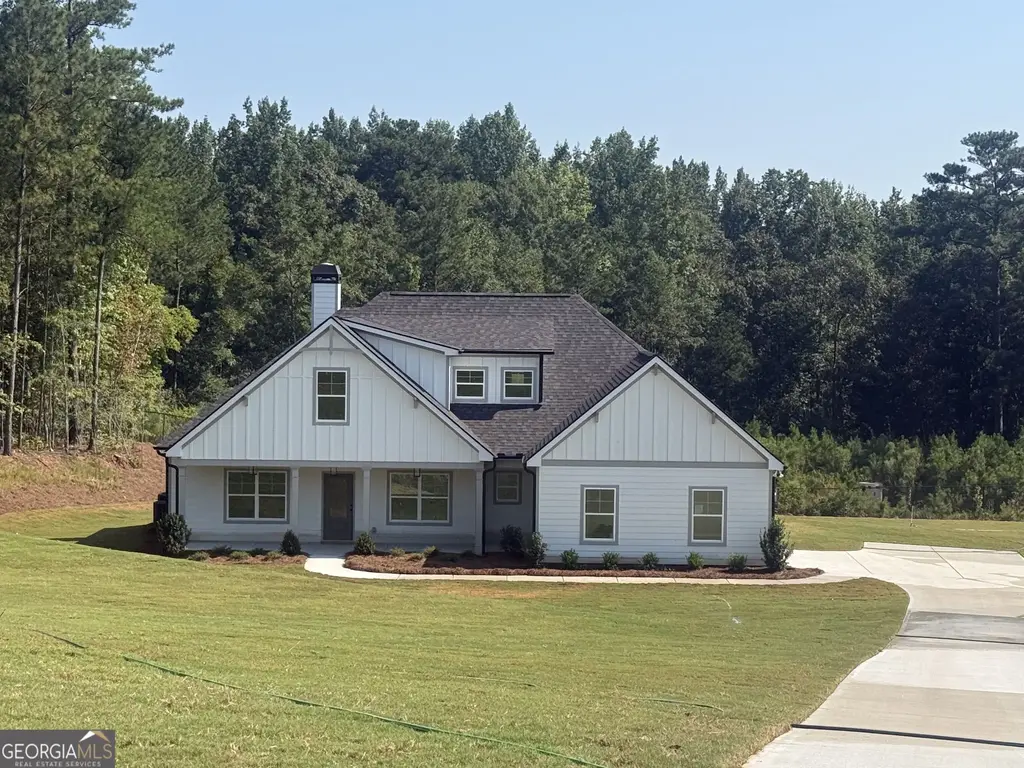 164 Piney Woods Drive 7, Newnan
