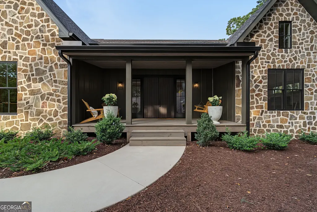 1095 Rabun Bluffs Drive, Lakemont