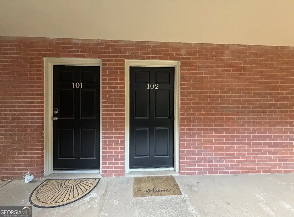 250 Little Street D102, Athens