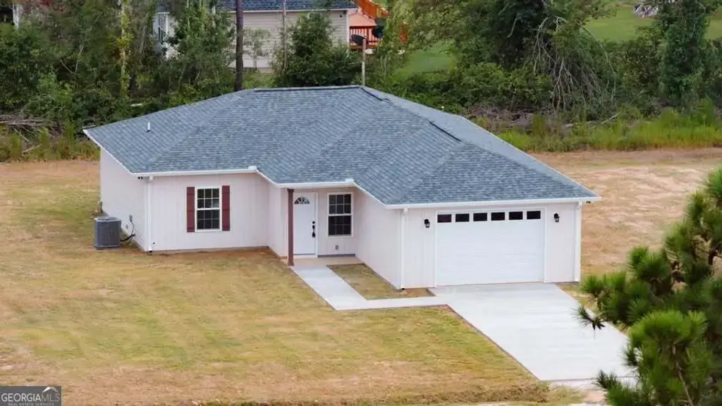 96 Beech Road, Hazlehurst