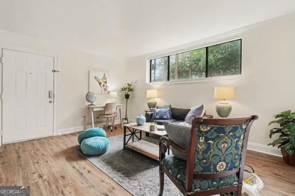 870 Glendale Terrace Ne 11, Atlanta