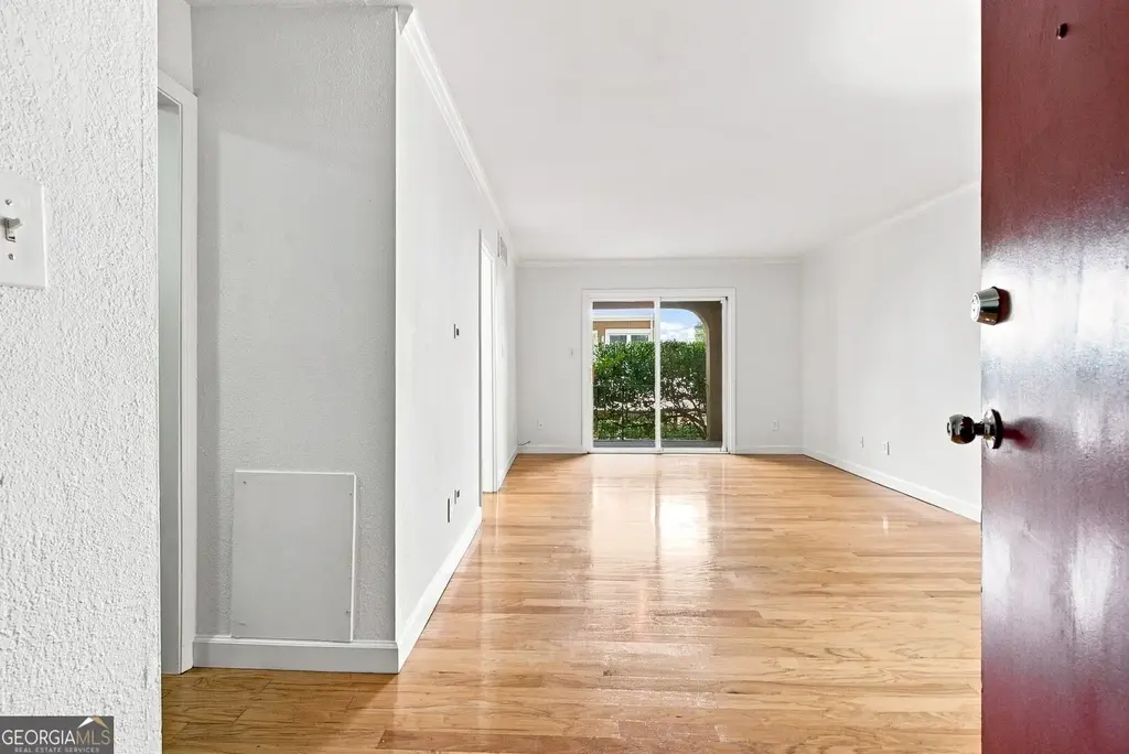 395 Pharr Road Ne 208, Atlanta