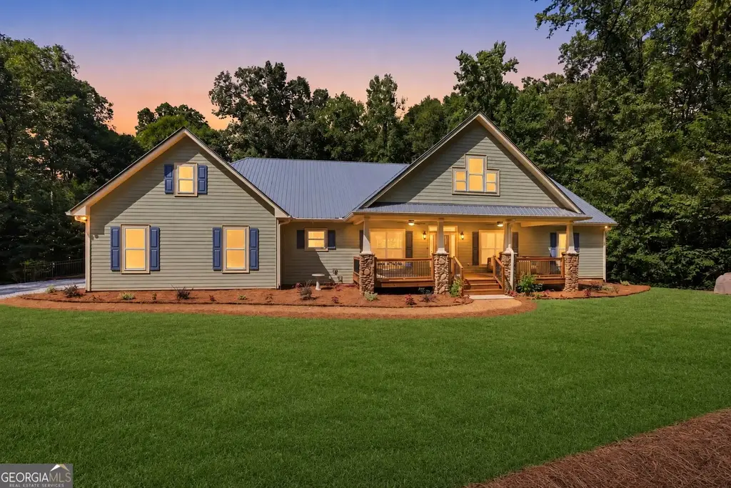 157 Dusty Trail, Toccoa