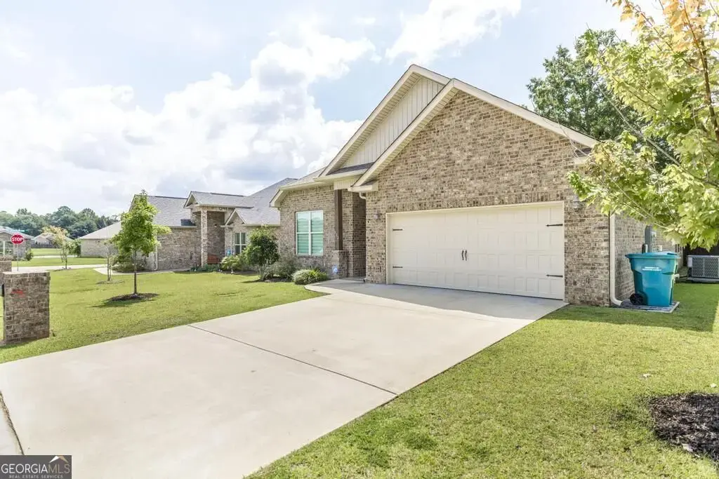103 Judy Kay Way, Perry