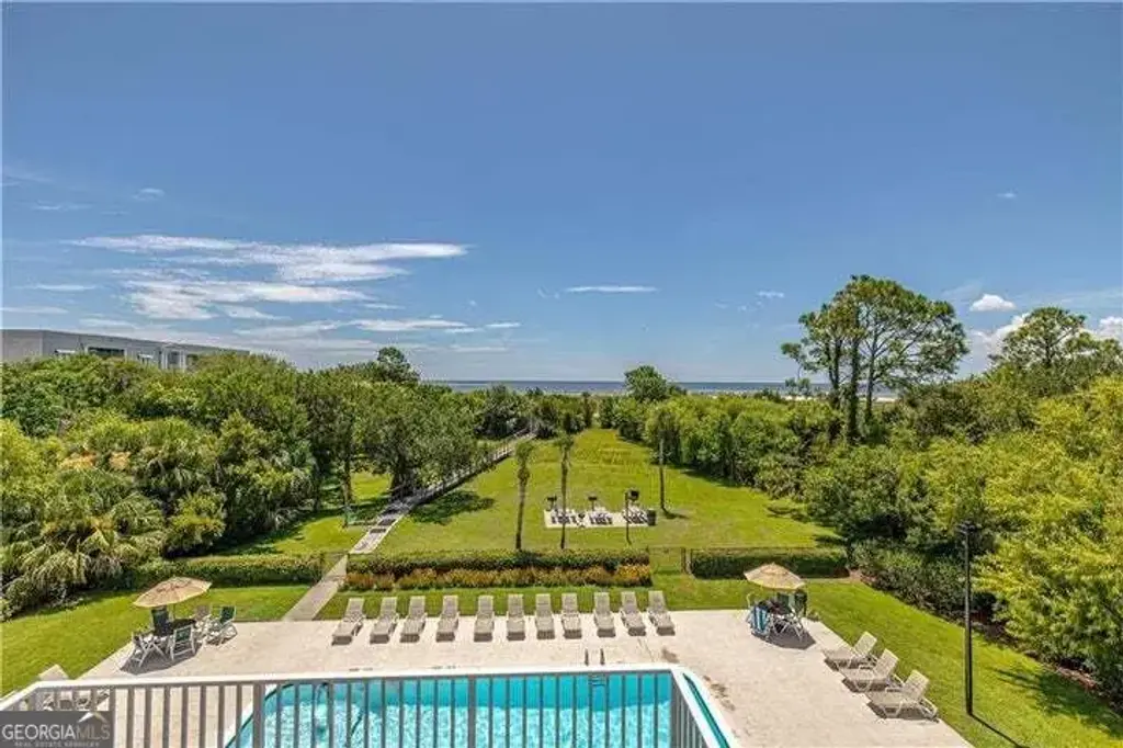 1524 Wood Avenue 215, St. Simons