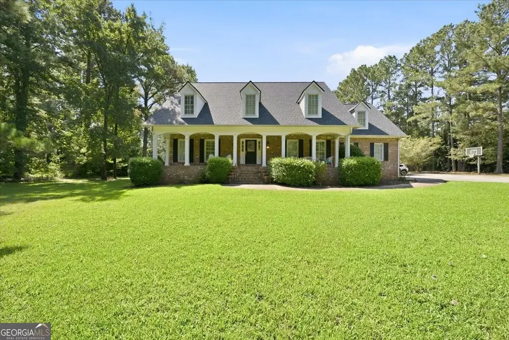 25 Jennings Lane, Macon
