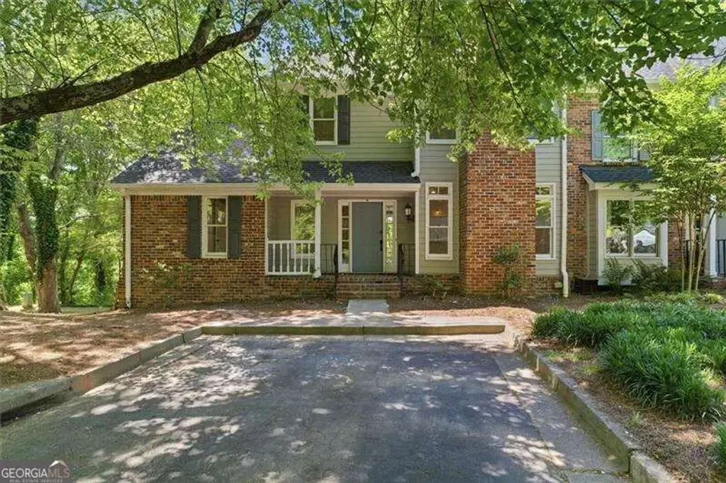 226 Riverview Trail 53, Roswell