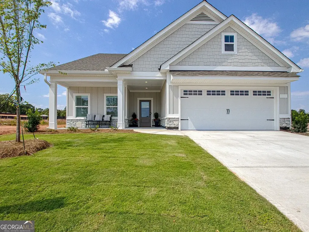 70 Redhaven Drive, Senoia