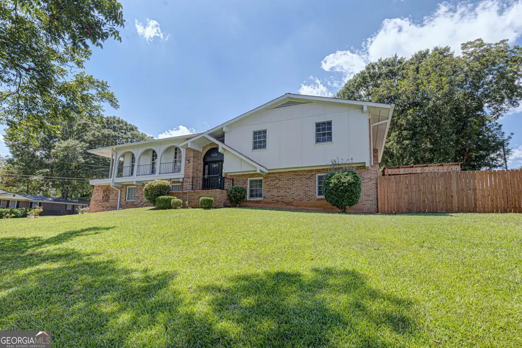 1245 Mooty Bridge Road, LaGrange