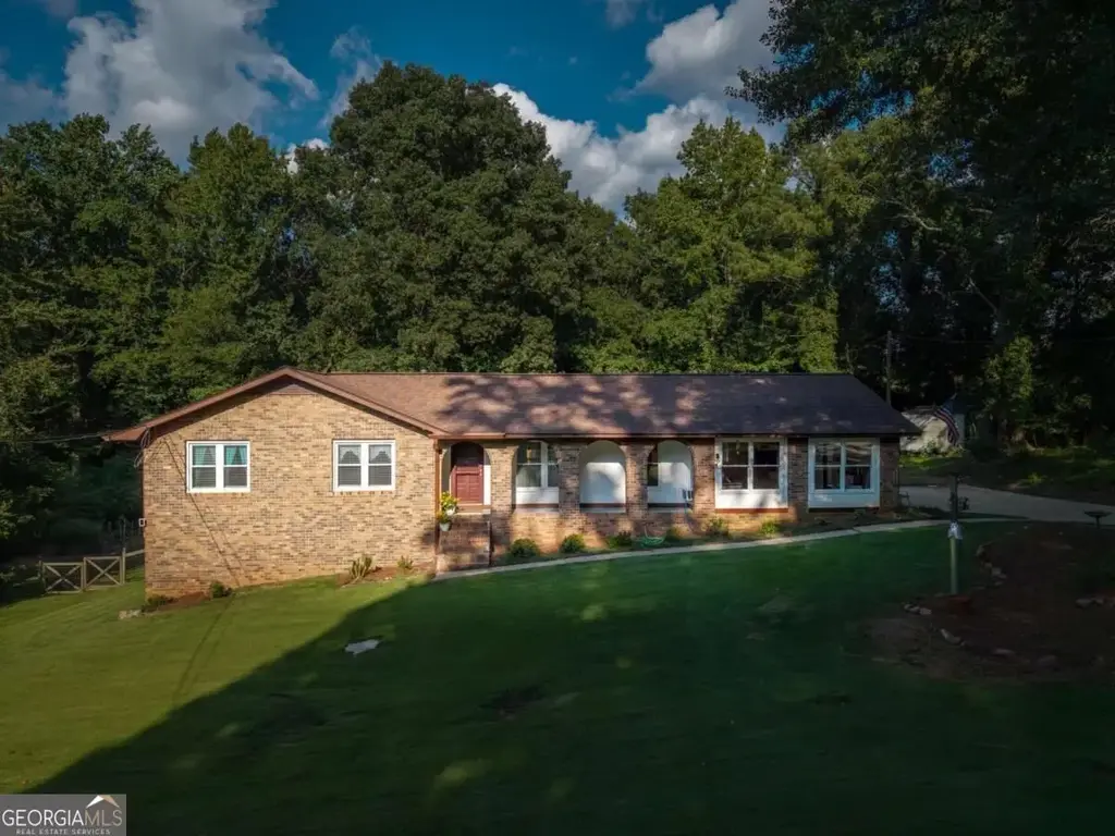 104 Goddard Road, Athens