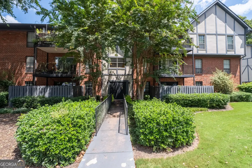 6851 Roswell Road K2, Sandy Springs