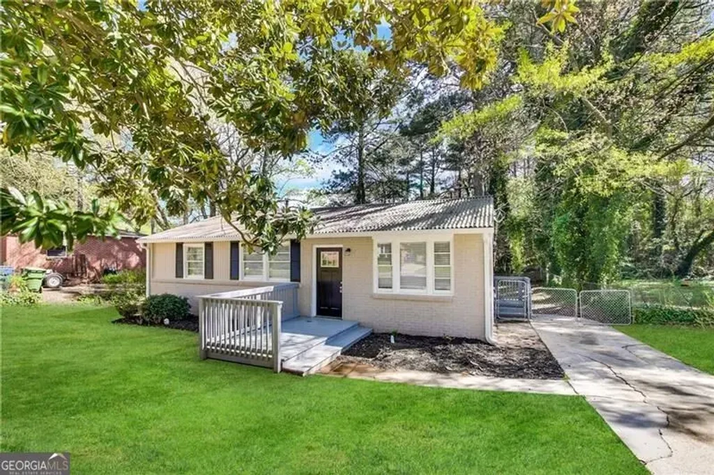 323 Simca Street Se, Atlanta