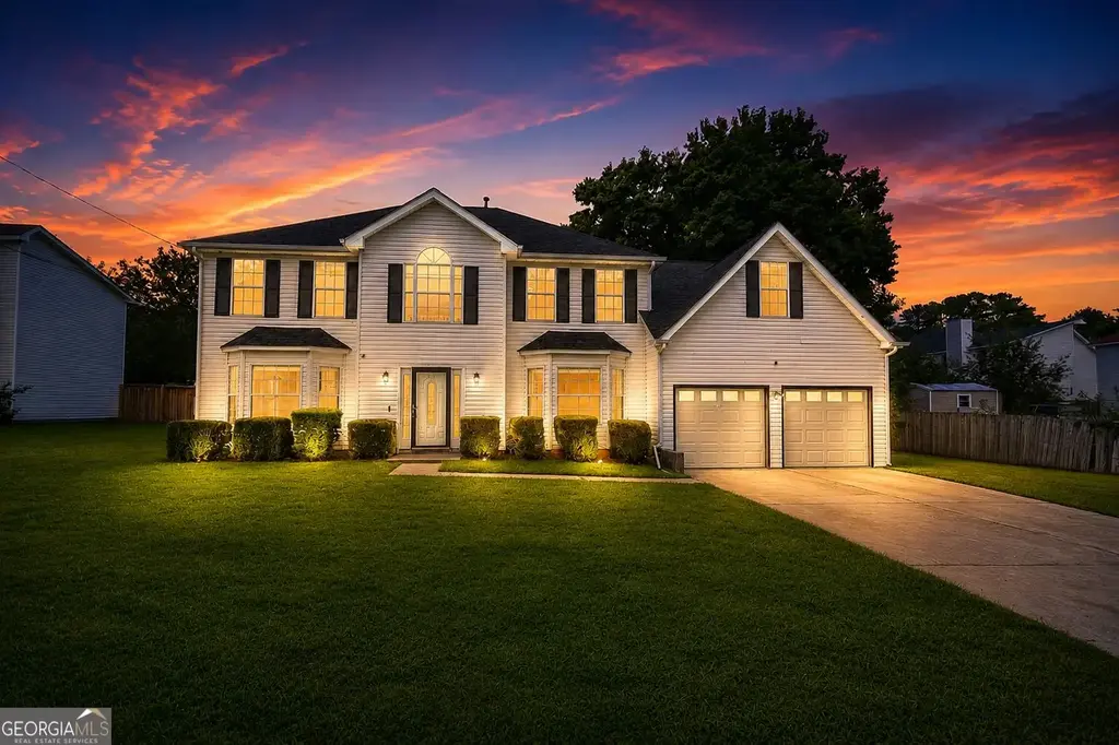 6215 Waterton Drive, Lithonia