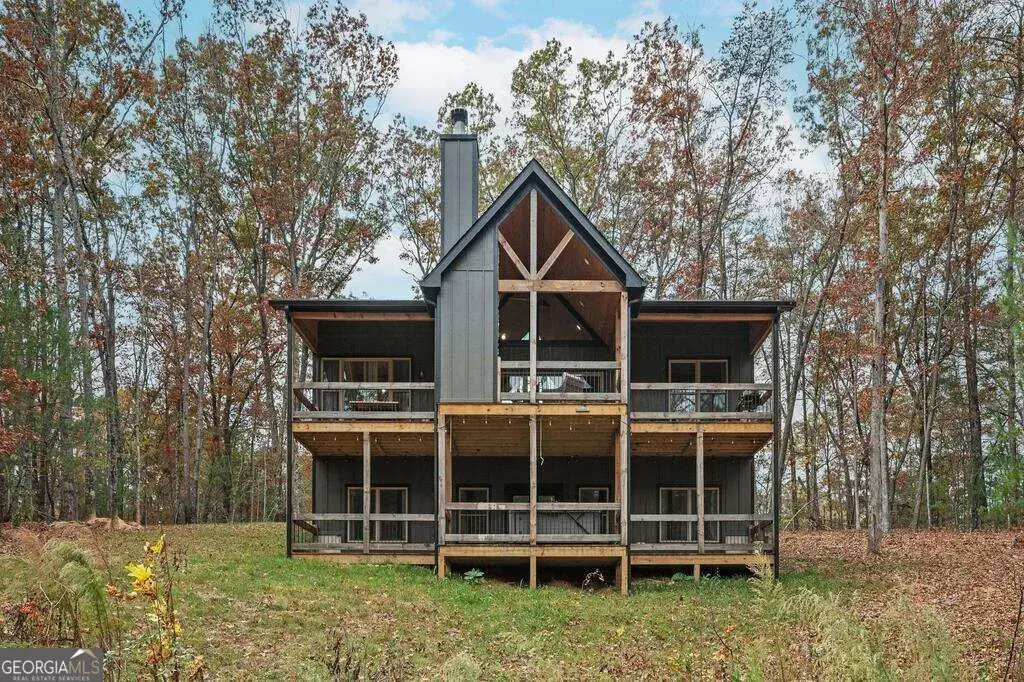 284 Lees Ride, Mccaysville