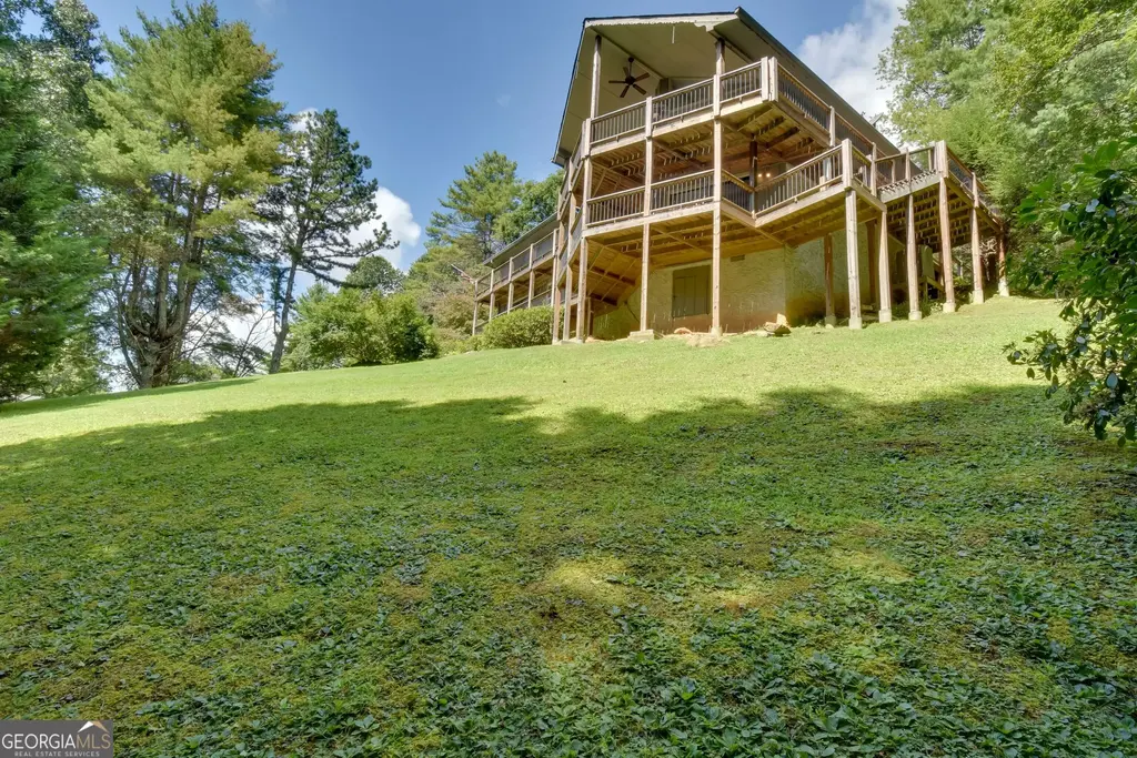 194 Fairway Lane, Dillard