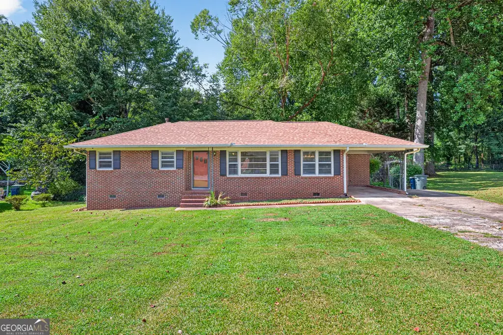 1305 Greenview Drive, Griffin