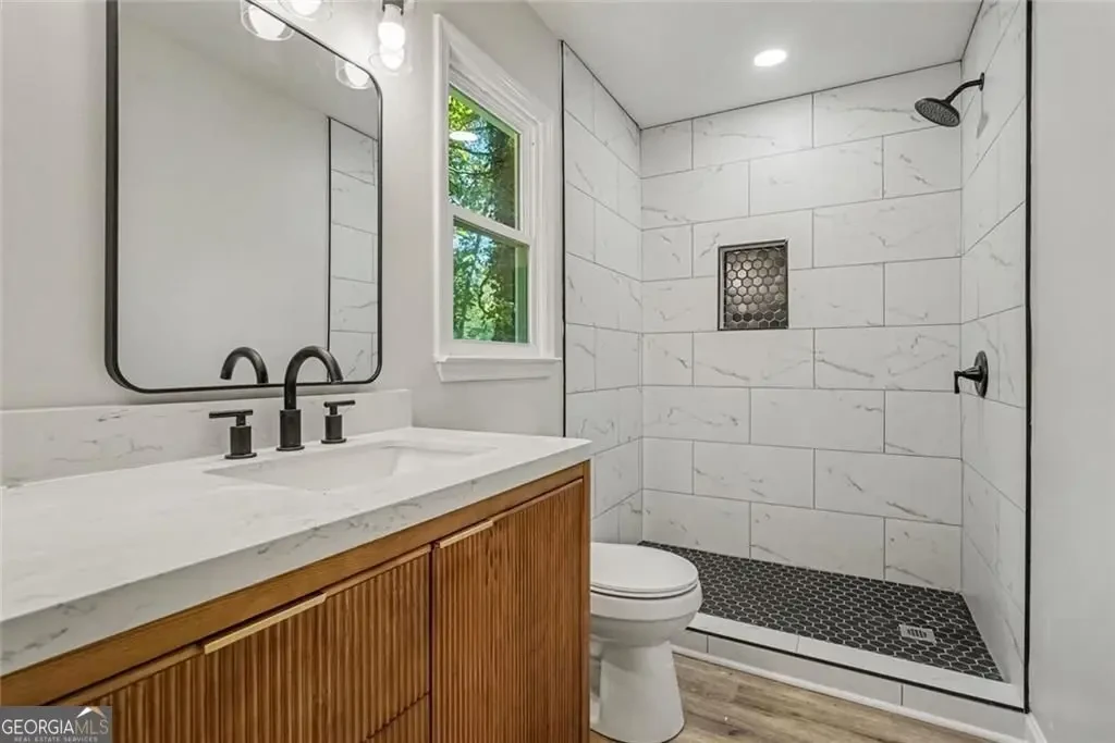 137 Farmington Drive, Woodstock