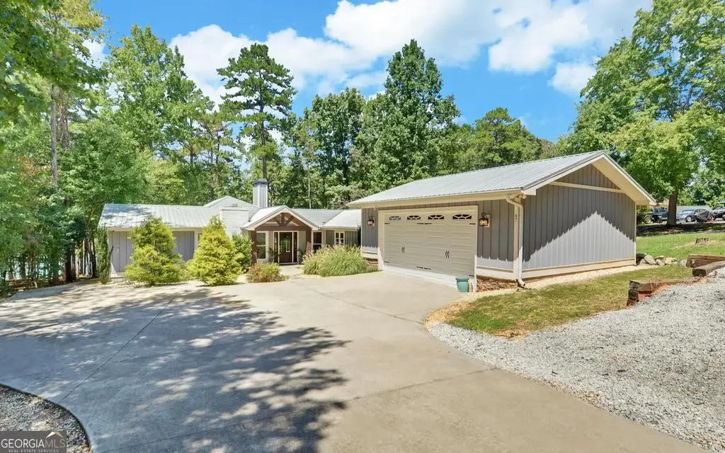 47 Landing Court, Hartwell