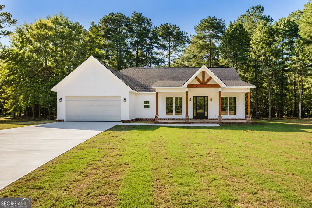 20 Peri Drive, Hawkinsville