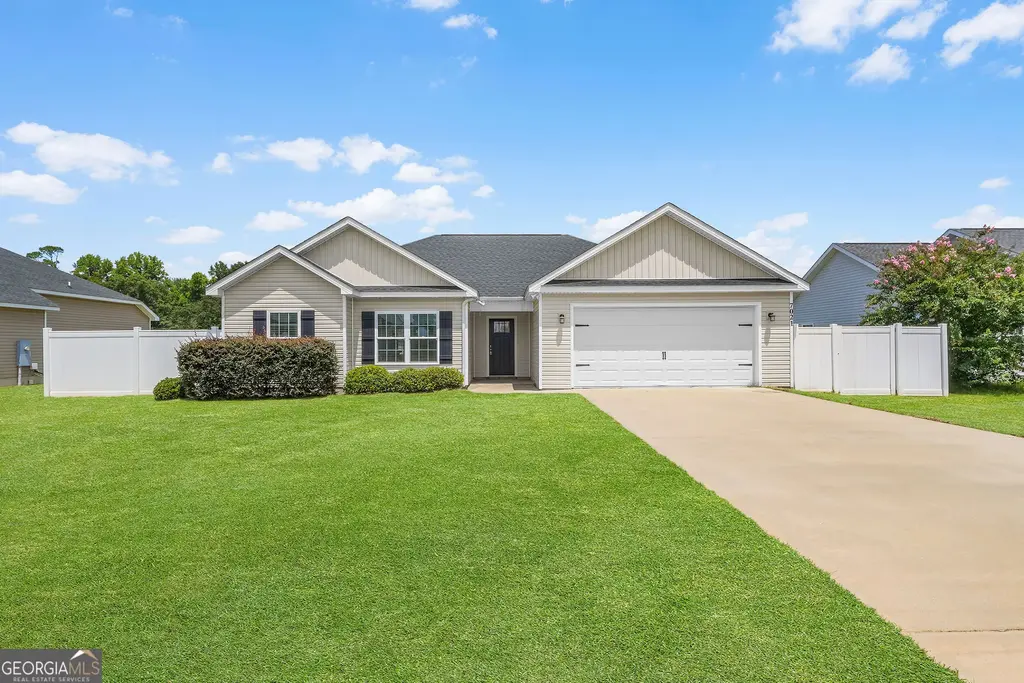 7021 White Pine Avenue, Statesboro