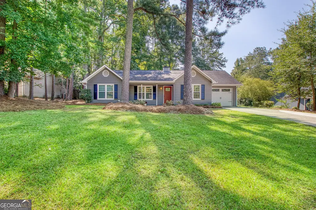 816 Bedford Park, Peachtree City