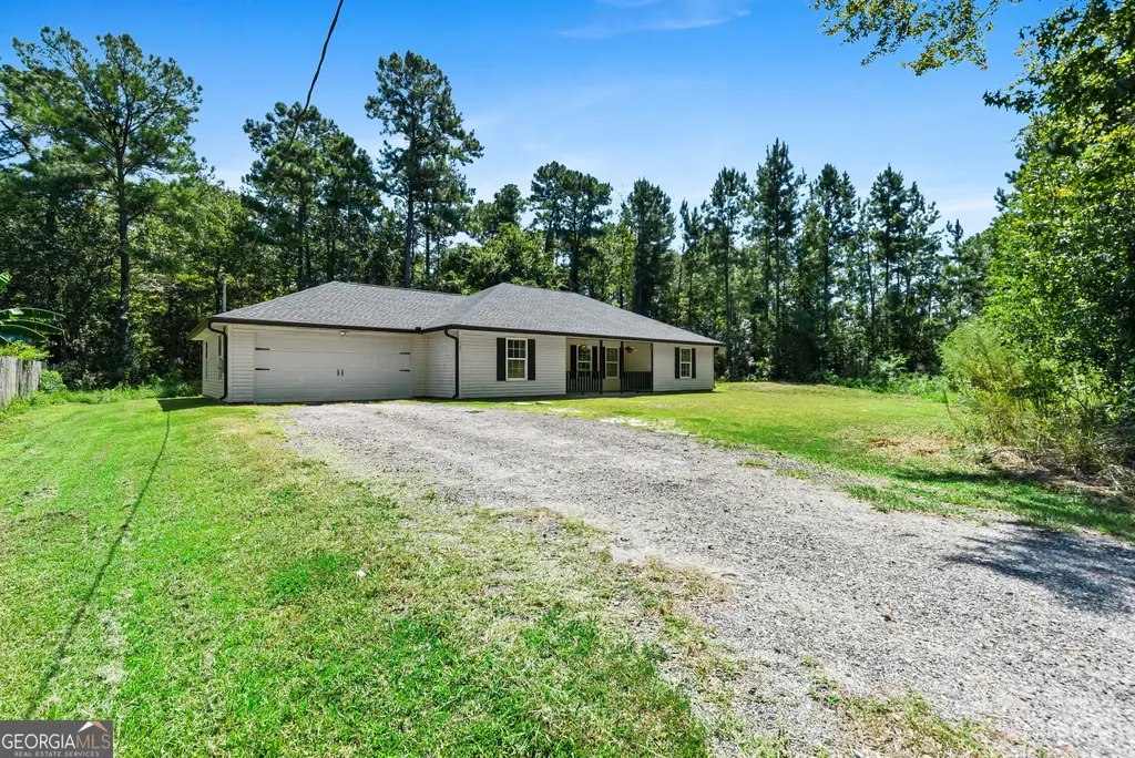 1103 Macdonald Avenue, Woodbine