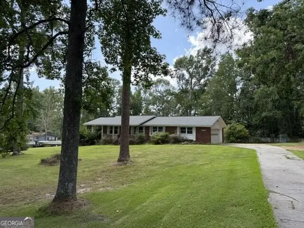 1032 Central Road, Thomson