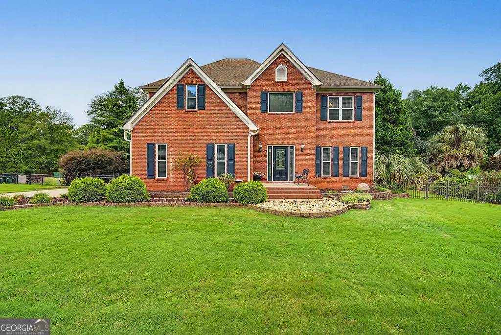 140 Farr Lake Drive, Tyrone