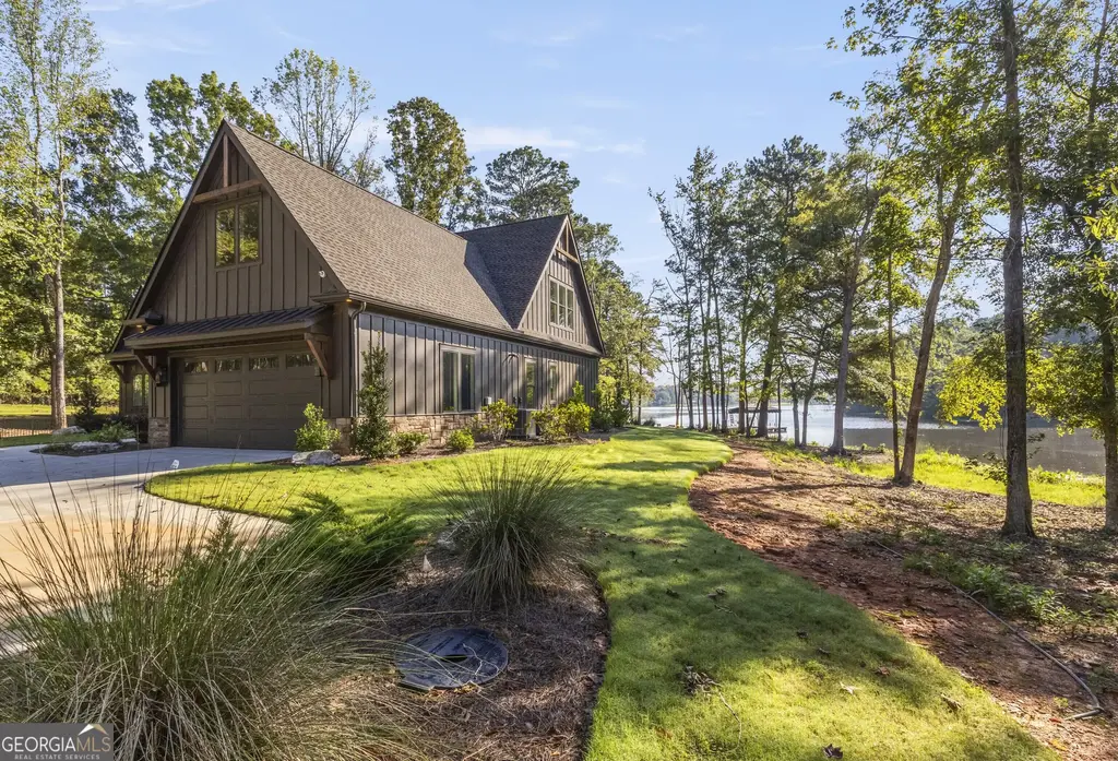 1731 Blue Springs Road, Buckhead