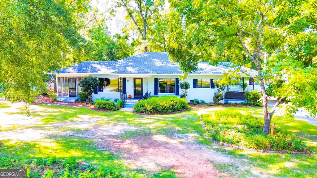 826 E Mccarty Street, Sandersville