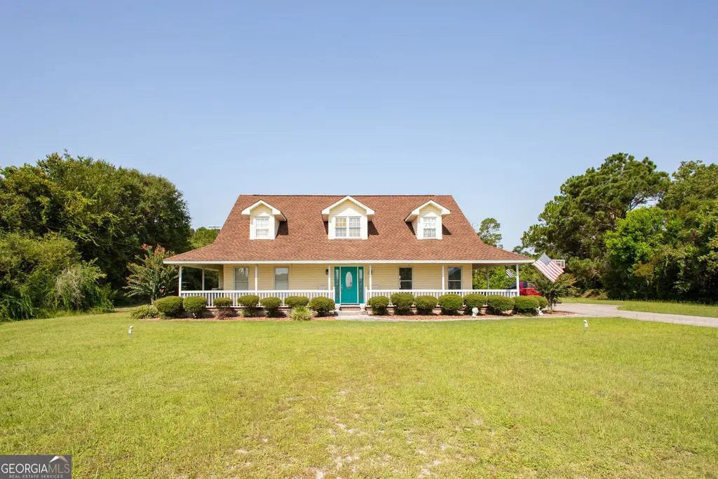 1639 Red Keen Road, Waycross